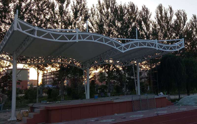 長春膜結(jié)構(gòu)車棚 長春膜結(jié)構(gòu)車棚