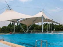 夏季游泳池和長春膜結構遮陽棚的搭配組合